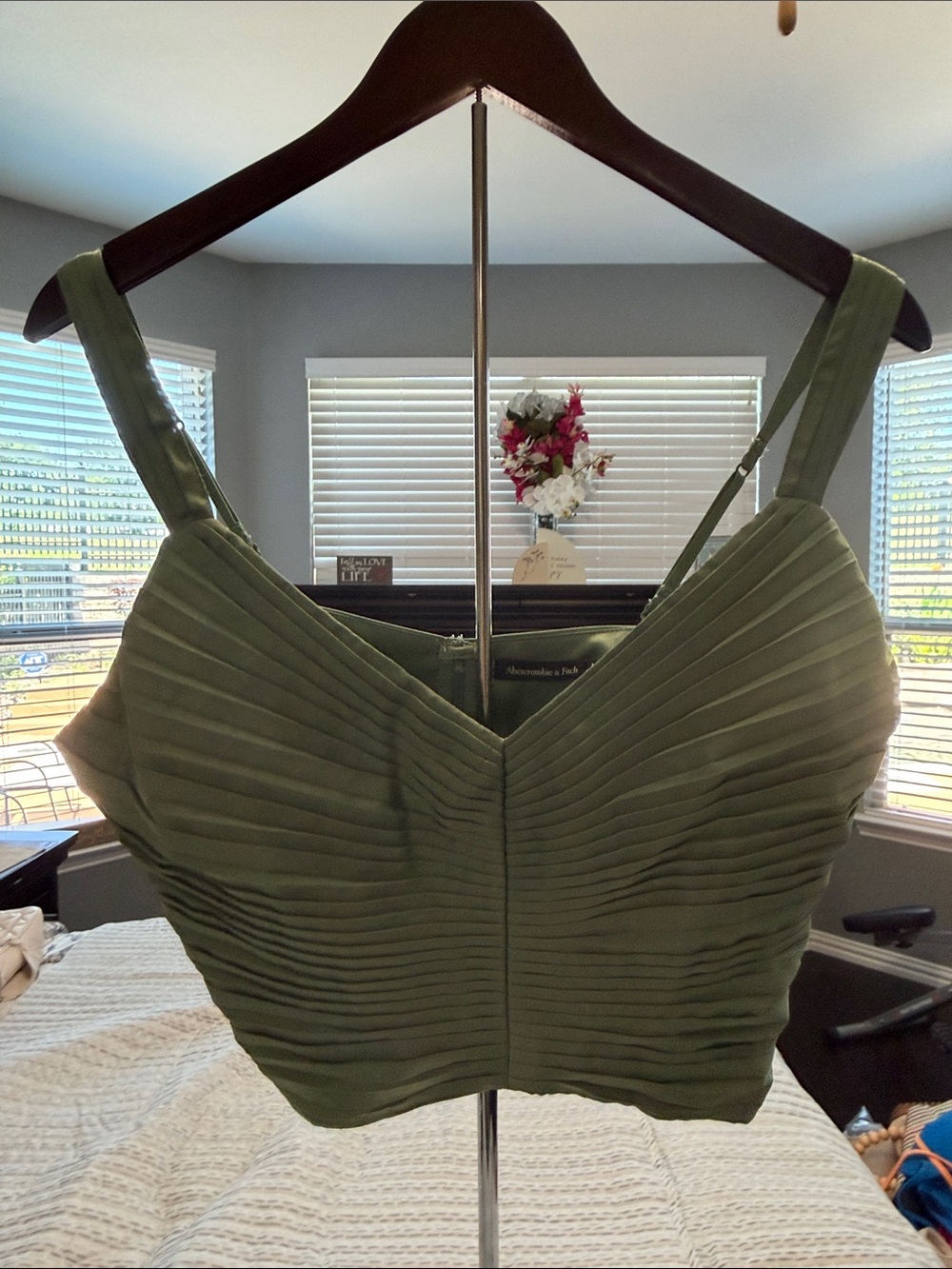 Abercrombie & Fitch Olive Green Pleated Crop Top - Never worn